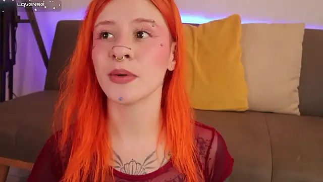 Snapshot of Daarlene chatting on 03-24-26, 05:07 Daarlene online show from 03-24-26, 05:07