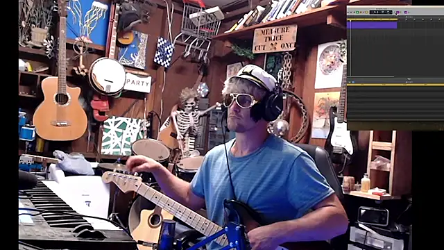 itsjameswebbscope online show from 09-21-25, 01:13