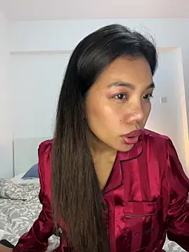 Snapshot of NaughtyMe chatting on 01-04-25, 05:37 NaughtyMe online show from 01-04-25, 05:37