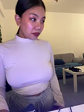 Snapshot of NaughtyMe chatting on 01-18-25, 07:58 NaughtyMe online show from 01-18-25, 07:58