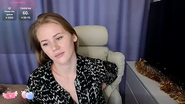 Snapshot of IsabelAllen chatting on 12-20-24, 09:21 IsabelAllen online show from 12-20-24, 09:21