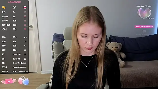 Snapshot of IsabelAllen chatting on 09-23-25, 02:42 IsabelAllen online show from 09-23-25, 02:42