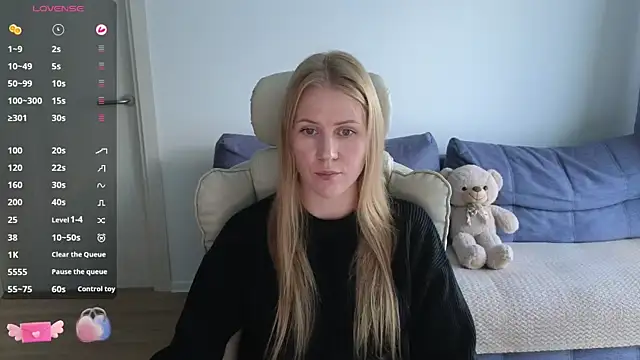 Snapshot of IsabelAllen chatting on 09-25-25, 02:32 IsabelAllen online show from 09-25-25, 02:32