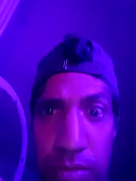 Snapshot of LiosArmando420 chatting on 03-10-26, 04:28 LiosArmando420 online show from 03-10-26, 04:28