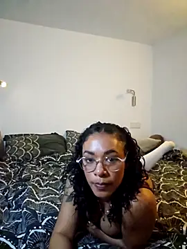 Snapshot of tahlialane chatting on 03-08-26, 06:55 tahlialane online show from 03-08-26, 06:55