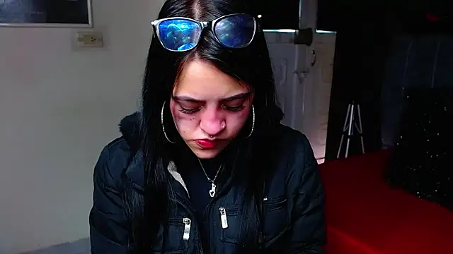 Violettasquirt online show from 02-05-26, 01:27