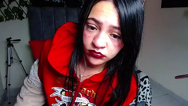 Violettasquirt online show from 06-26-26, 01:59