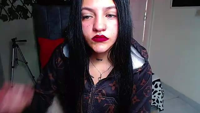 Violettasquirt online show from 07-02-26, 05:30