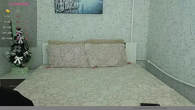 Snapshot of KisssAmmeli chatting on 12-26-24, 09:01 KisssAmmeli online show from 12-26-24, 09:01