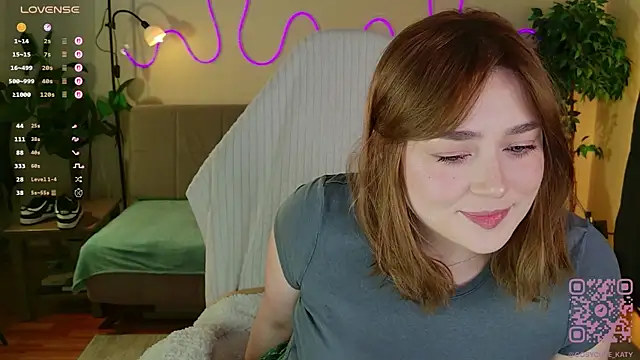 Snapshot of cosycute_ chatting on 04-20-26, 06:31 cosycute online show from 04-20-26, 06:31