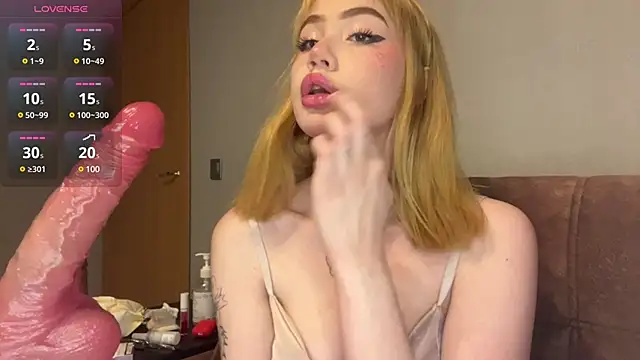 Snapshot of hanna_cry_baby chatting on 01-23-25, 09:18 hanna cry baby online show from 01-23-25, 09:18