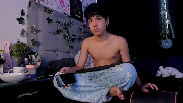 Snapshot of blue_baby20 chatting on 01-27-25, 02:02 blue baby20 online show from 01-27-25, 02:02