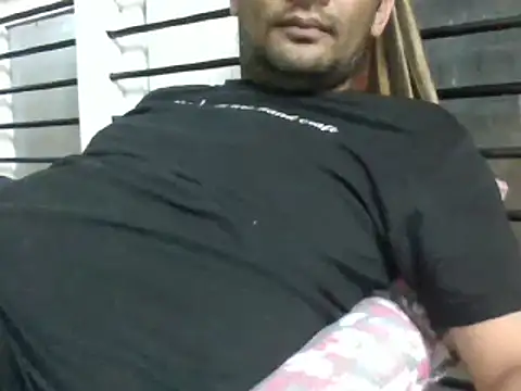 NiceBoy9099 online show from 01-06-25, 05:49