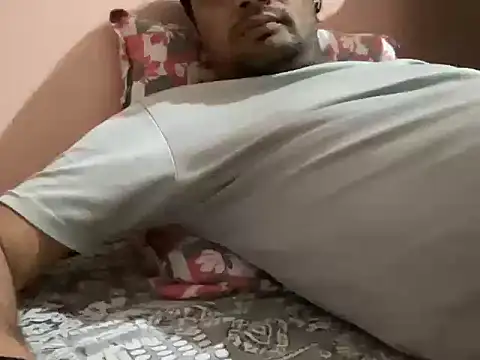 NiceBoy9099 online show from 09-18-25, 04:53