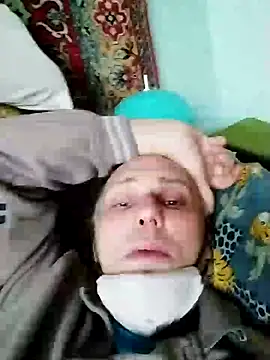 Snapshot of Pineapple04 chatting on 12-07-24, 10:12 Pineapple04 online show from 12-07-24, 10:12