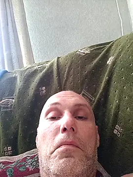 Pineapple04 online show from 10-23-25, 08:57