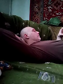 Pineapple04 online show from 02-19-26, 05:47