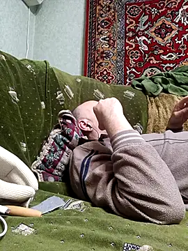 Pineapple04 online show from 04-12-26, 05:18