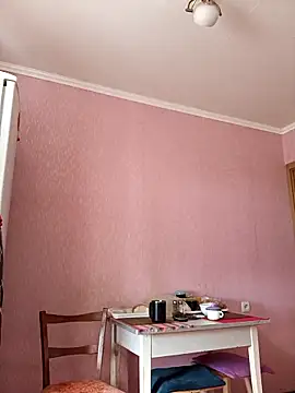 Pineapple04 online show from 04-28-26, 05:45
