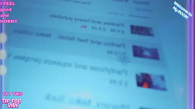 Snapshot of Toxic_Ellies chatting on 12-22-24, 03:11 Toxic Ellies online show from 12-22-24, 03:11