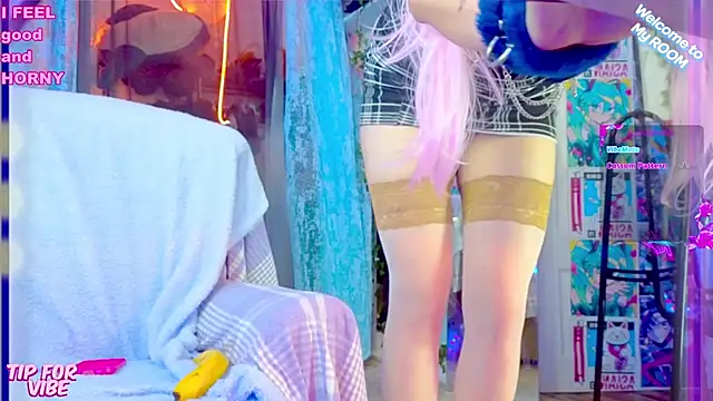 Snapshot of Toxic_Ellies chatting on 01-12-25, 02:52 Toxic Ellies online show from 01-12-25, 02:52