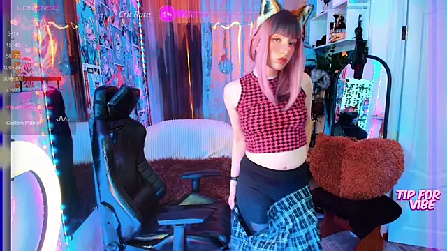 Snapshot of Toxic_Ellies chatting on 03-22-25, 03:09 Toxic Ellies online show from 03-22-25, 03:09