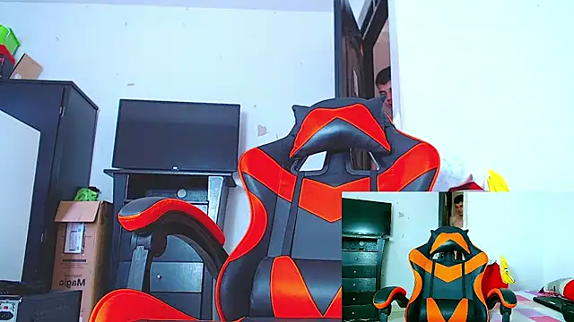 ADAM HOT online show from 12-22-25, 09:45