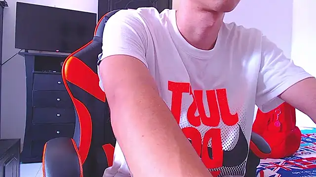 ADAM HOT online show from 01-07-26, 09:28