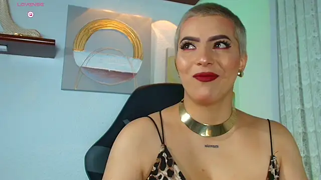 Snapshot of Camila_Chainn chatting on 09-13-25, 06:02 Camila Chainn online show from 09-13-25, 06:02