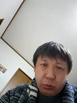 Snapshot of 07YUKIO chatting on 01-28-25, 12:00 07YUKIO online show from 01-28-25, 12:00