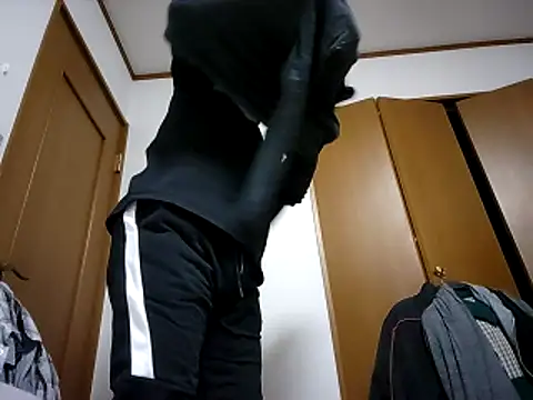 Snapshot of 07YUKIO chatting on 02-17-25, 12:38 07YUKIO online show from 02-17-25, 12:38