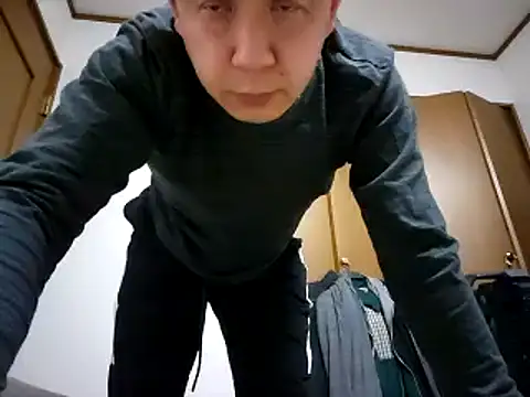 Snapshot of 07YUKIO chatting on 02-18-25, 01:33 07YUKIO online show from 02-18-25, 01:33