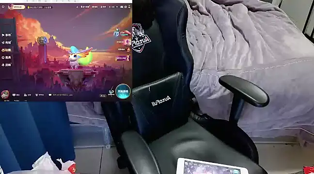 Snapshot of Angelababy001 chatting on 01-09-25, 10:52 Angelababy001 online show from 01-09-25, 10:52