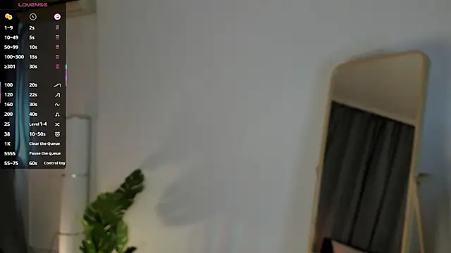 Snapshot of Ketty_Belly chatting on 10-11-25, 09:19 Ketty Belly online show from 10-11-25, 09:19