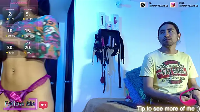 Snapshot of KiddyEvaa666999 chatting on 01-05-26, 08:23 KiddyEvaa666999 online show from 01-05-26, 08:23