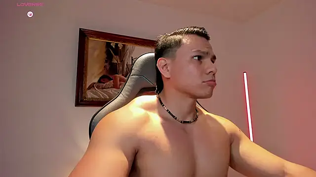 RoyConstance online show from 07-18-26, 03:33