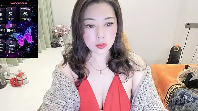 Crystal Wings online show from 01-19-26, 01:20