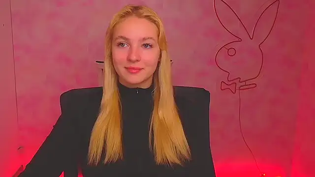Snapshot of Milka_kiss_ chatting on 12-03-24, 06:48 Milka kiss online show from 12-03-24, 06:48