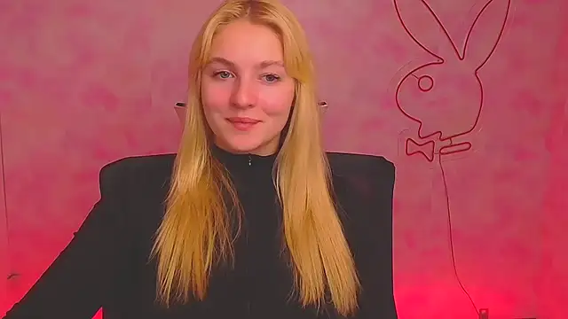 Snapshot of Milka_kiss_ chatting on 12-05-24, 07:17 Milka kiss online show from 12-05-24, 07:17