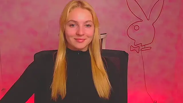 Snapshot of Milka_kiss_ chatting on 12-06-24, 01:29 Milka kiss online show from 12-06-24, 01:29