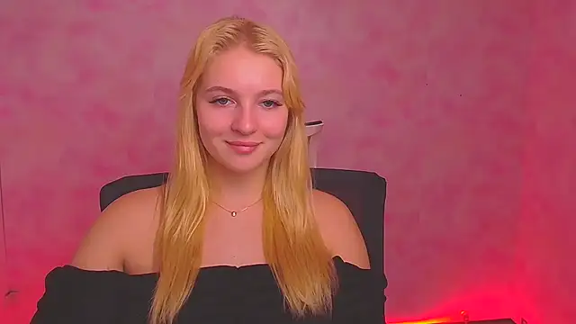 Snapshot of Milka_kiss_ chatting on 01-02-25, 04:02 Milka kiss online show from 01-02-25, 04:02