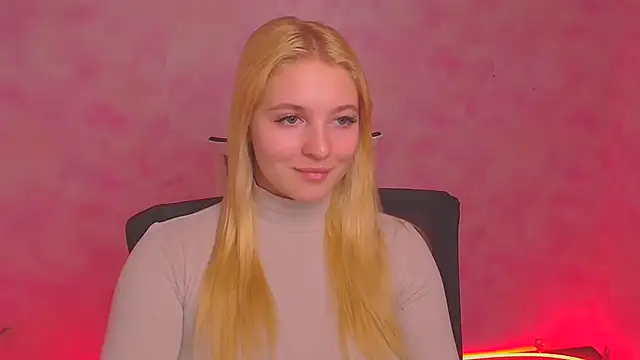 Snapshot of Milka_kiss_ chatting on 01-09-25, 03:23 Milka kiss online show from 01-09-25, 03:23