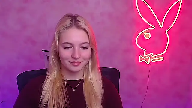 Snapshot of Milka_kiss_ chatting on 02-06-25, 10:04 Milka kiss online show from 02-06-25, 10:04