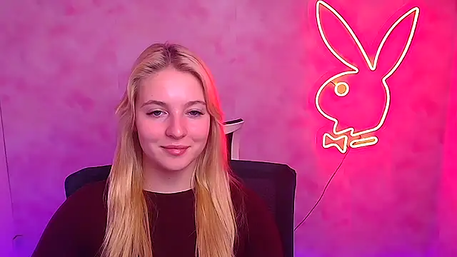 Snapshot of Milka_kiss_ chatting on 02-06-25, 04:47 Milka kiss online show from 02-06-25, 04:47