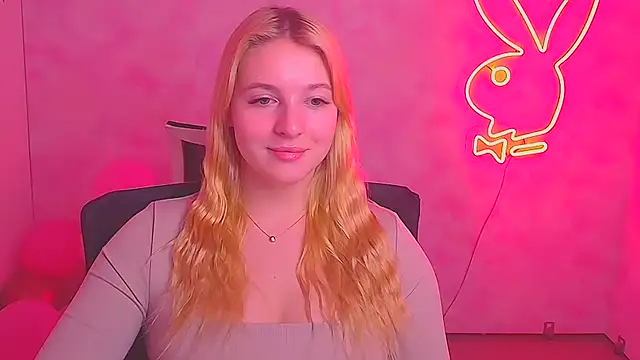 Snapshot of Milka_kiss_ chatting on 02-25-25, 10:58 Milka kiss online show from 02-25-25, 10:58