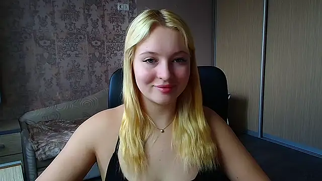 Milka kiss  online show from 03-25-26, 12:22