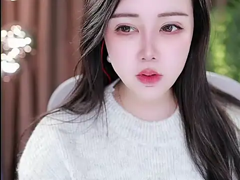 Snapshot of Qiaoqiao_ chatting on 01-10-25, 10:28 Qiaoqiao online show from 01-10-25, 10:28