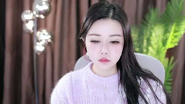 Snapshot of Qiaoqiao_ chatting on 01-13-25, 04:18 Qiaoqiao online show from 01-13-25, 04:18