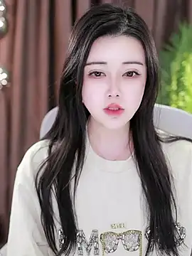Snapshot of Qiaoqiao_ chatting on 01-14-25, 10:17 Qiaoqiao online show from 01-14-25, 10:17
