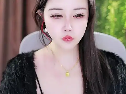 Snapshot of Qiaoqiao_ chatting on 01-16-25, 04:28 Qiaoqiao online show from 01-16-25, 04:28